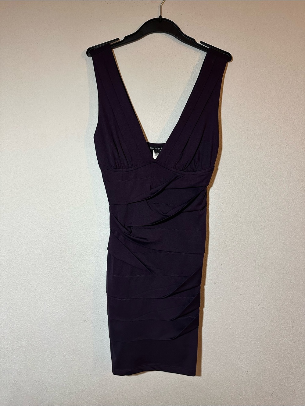 Bodycon Sleeveless V-Neck Ruched Mini Dress